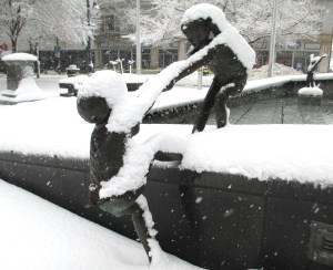 Climbing Heart by AmhericMiguelHall