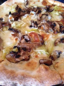 DavantiPizzadellaTerrabyRebeccaVillarreal