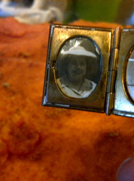 1459051_10151852245593505_300966352_n